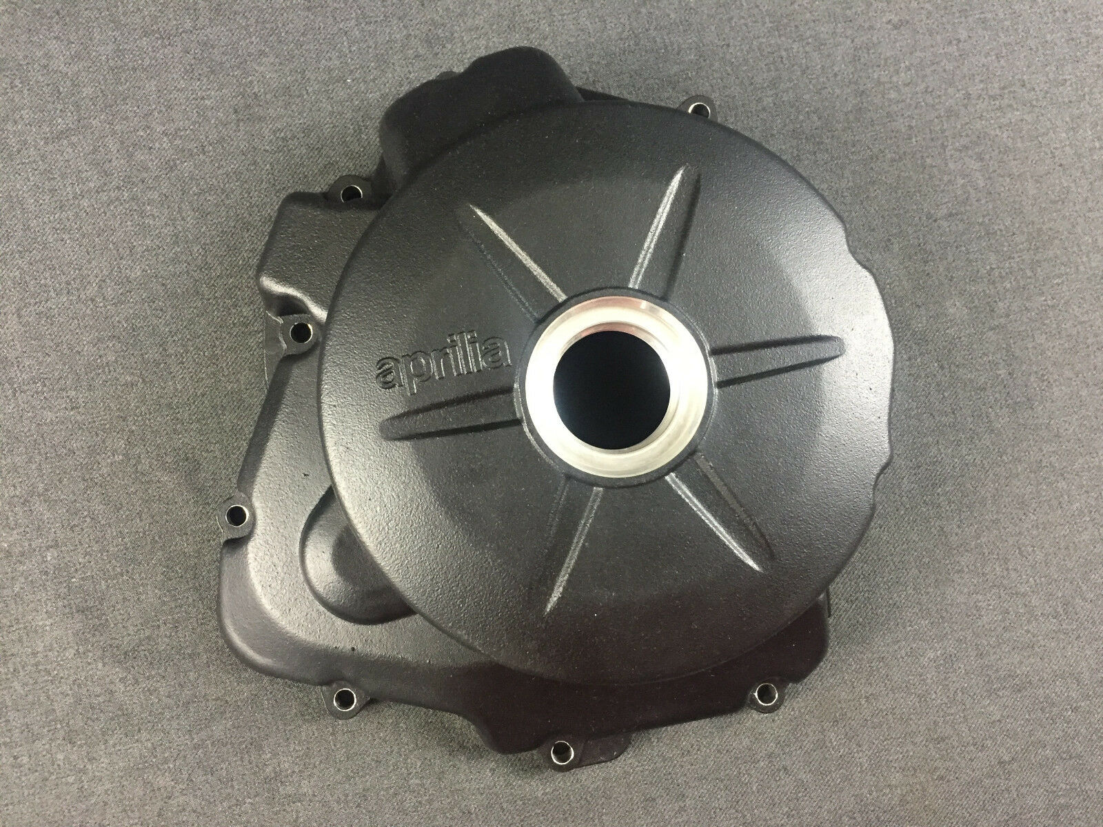 B014391 COPERCHIO LATO VOLANO - immagine 1